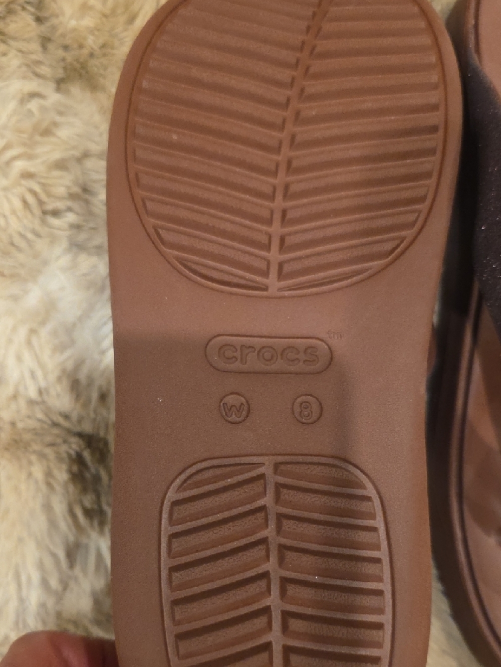CROCS Women's Getaway PlatformGlitter Flip Sandals in Rose Bronze Color. Sz 8 - Picture 5 of 5
